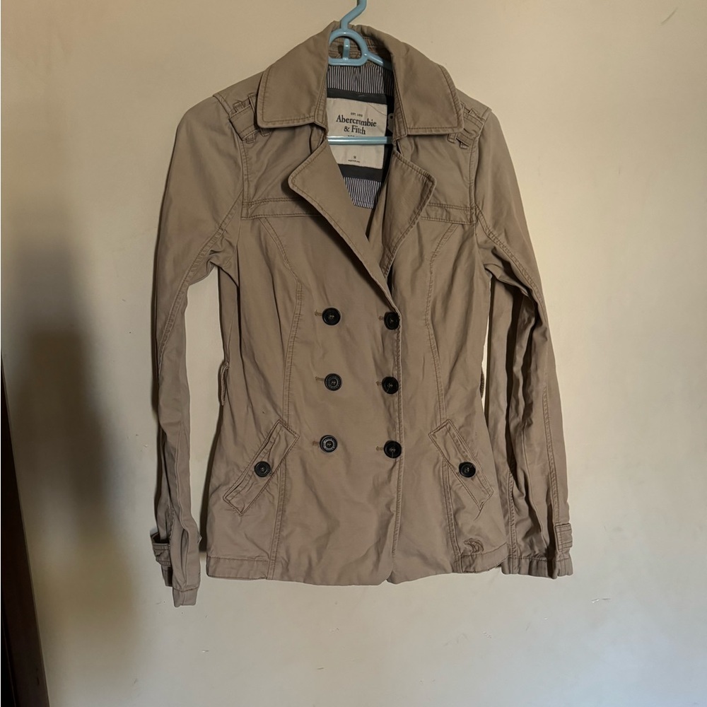 Women's Ambercombie & Fitch Tan Double-Breasted Jacket. Size M